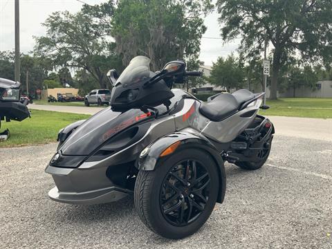 2011 Can-Am Spyder® RS-S SE5 in Sanford, Florida - Photo 6