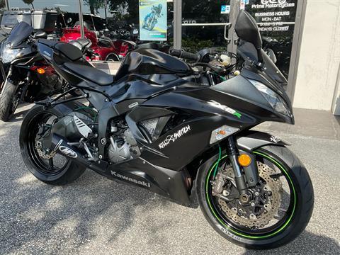 2015 Kawasaki Ninja® ZX™-6R in Sanford, Florida - Photo 6