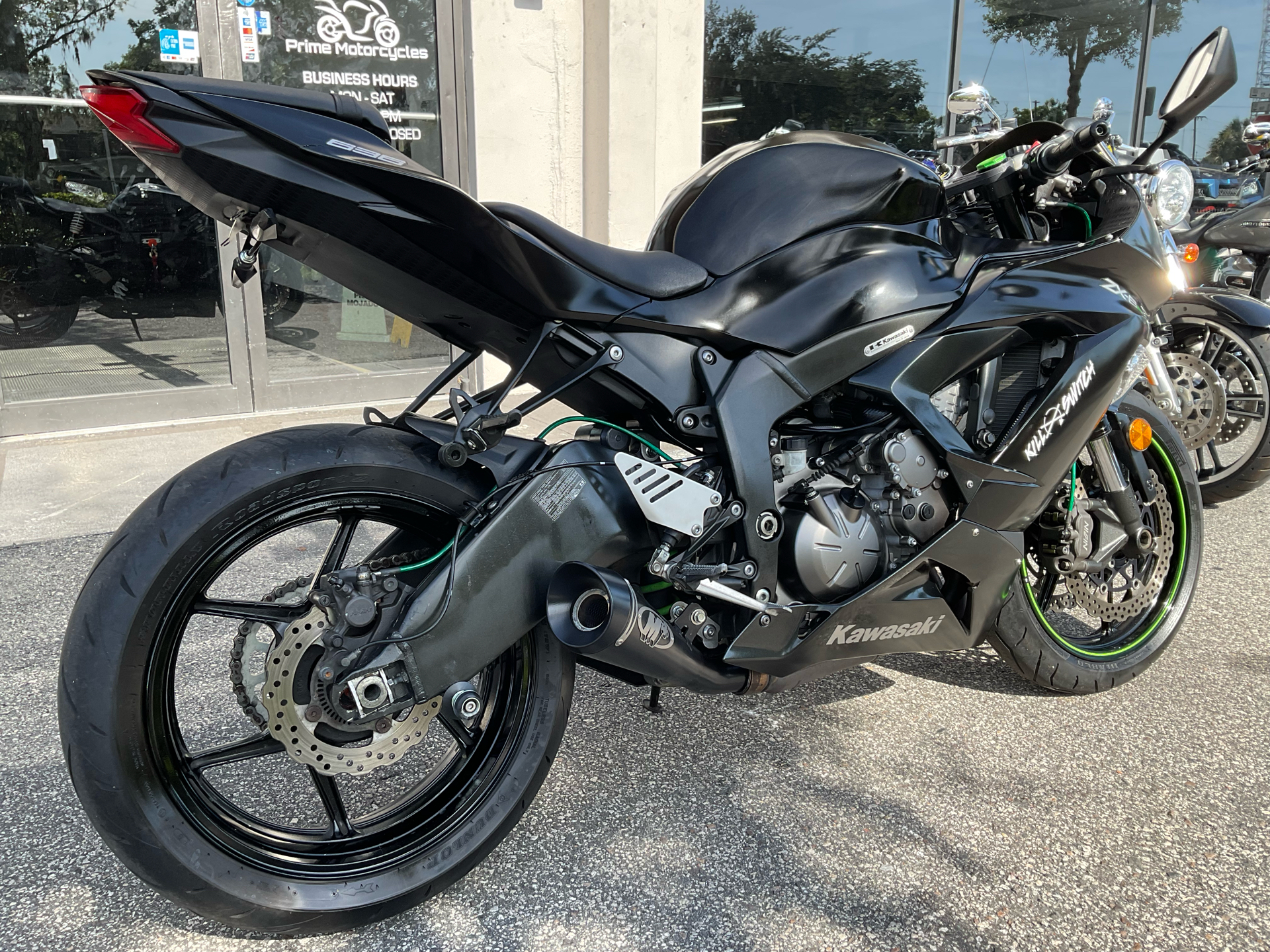 2015 Kawasaki Ninja® ZX™-6R in Sanford, Florida - Photo 8