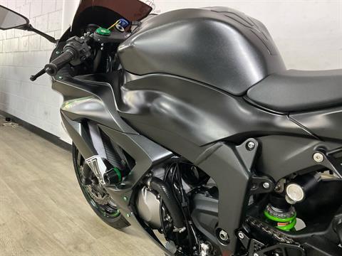 2015 Kawasaki Ninja® ZX™-6R in Sanford, Florida - Photo 11