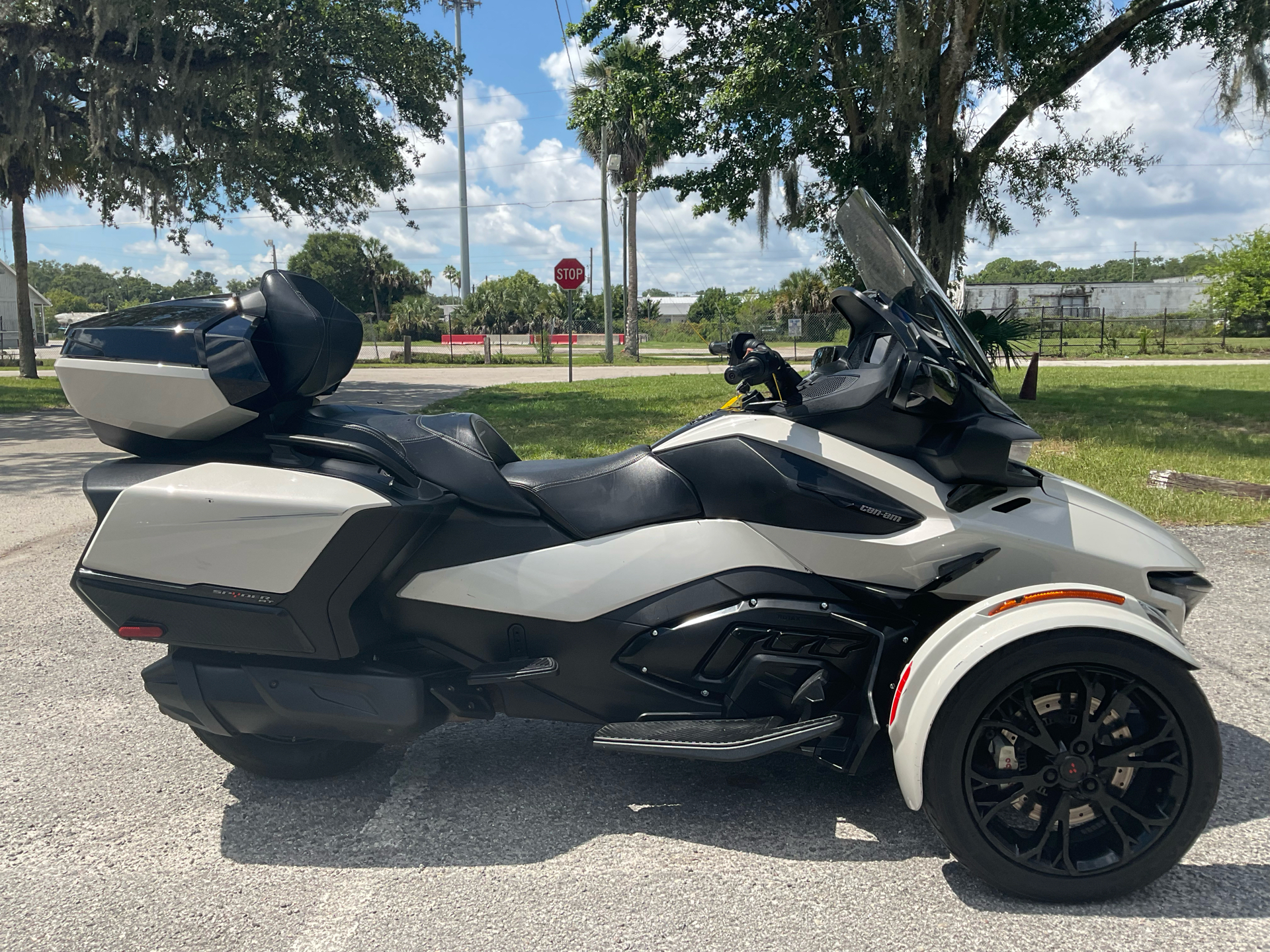 2020 Can-Am Spyder RT Limited in Sanford, Florida - Photo 1
