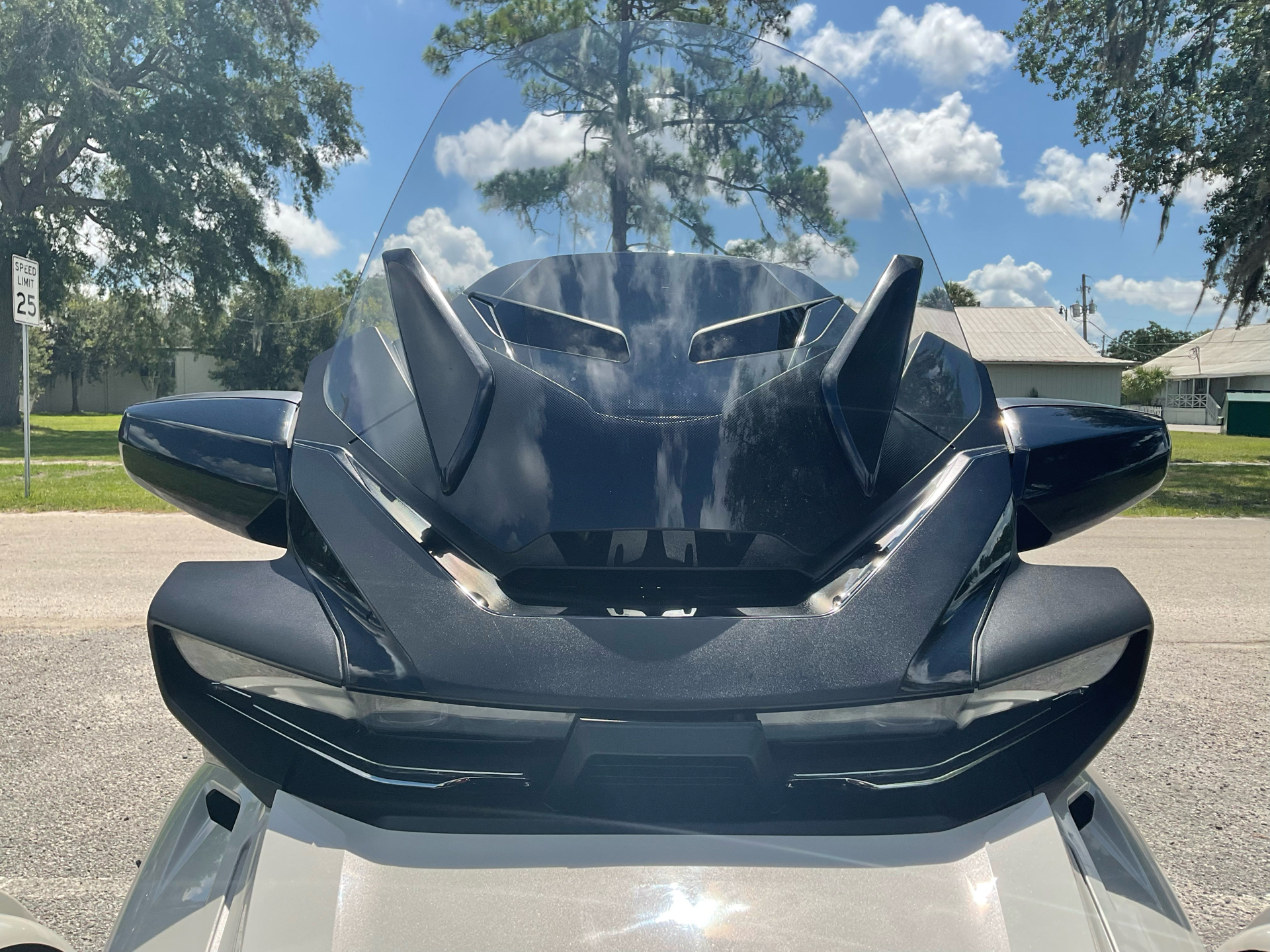 2020 Can-Am Spyder RT Limited in Sanford, Florida - Photo 17