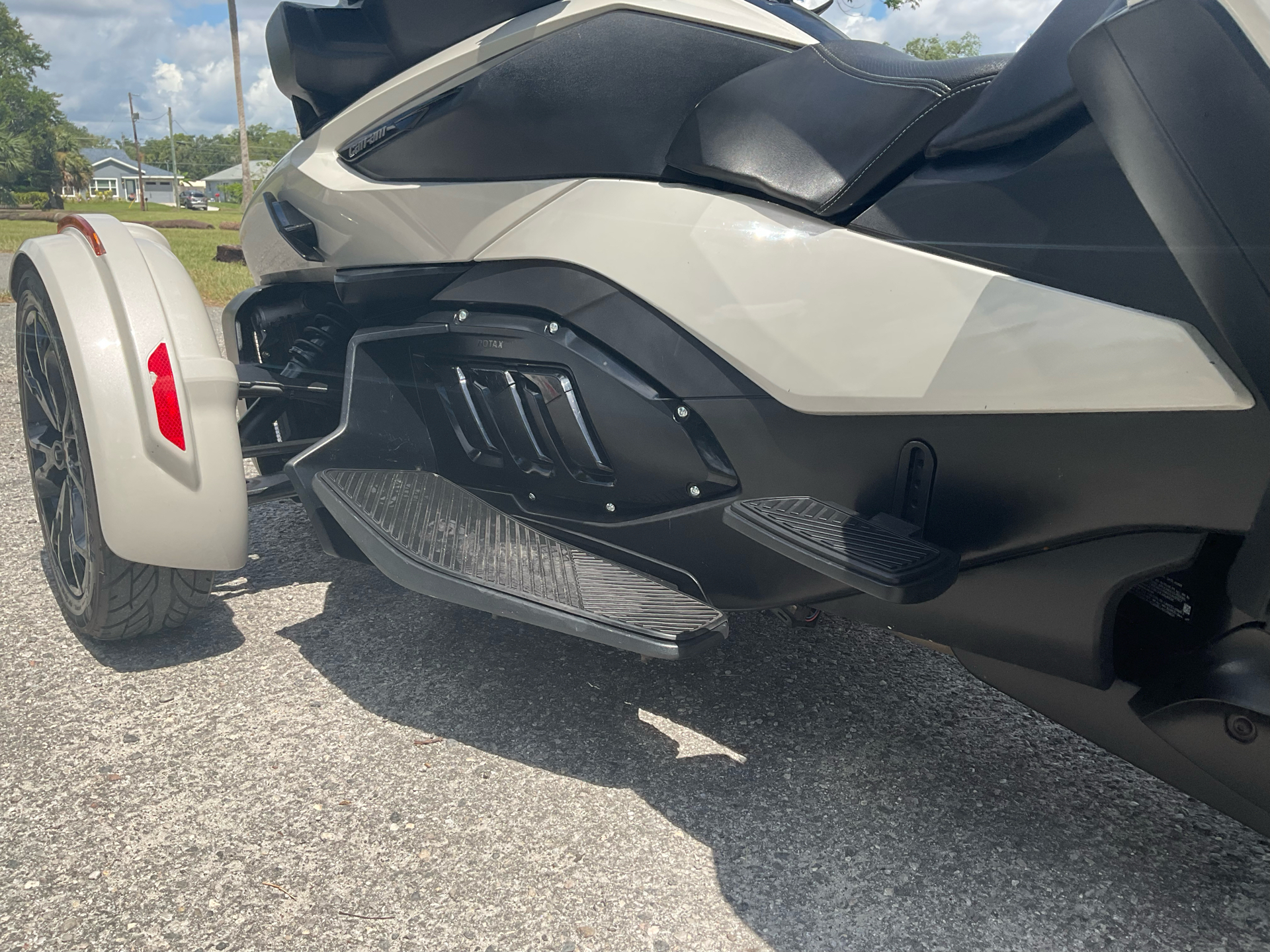 2020 Can-Am Spyder RT Limited in Sanford, Florida - Photo 21
