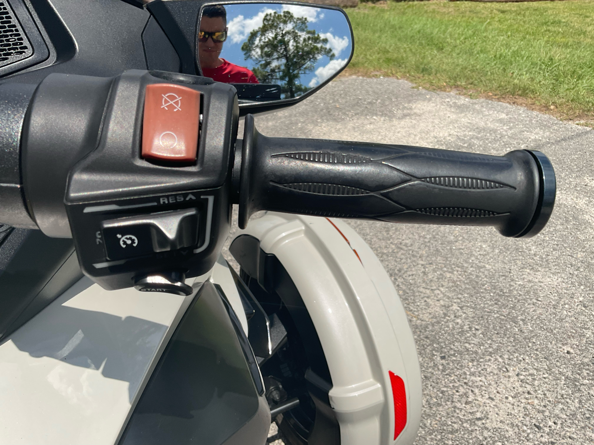 2020 Can-Am Spyder RT Limited in Sanford, Florida - Photo 34
