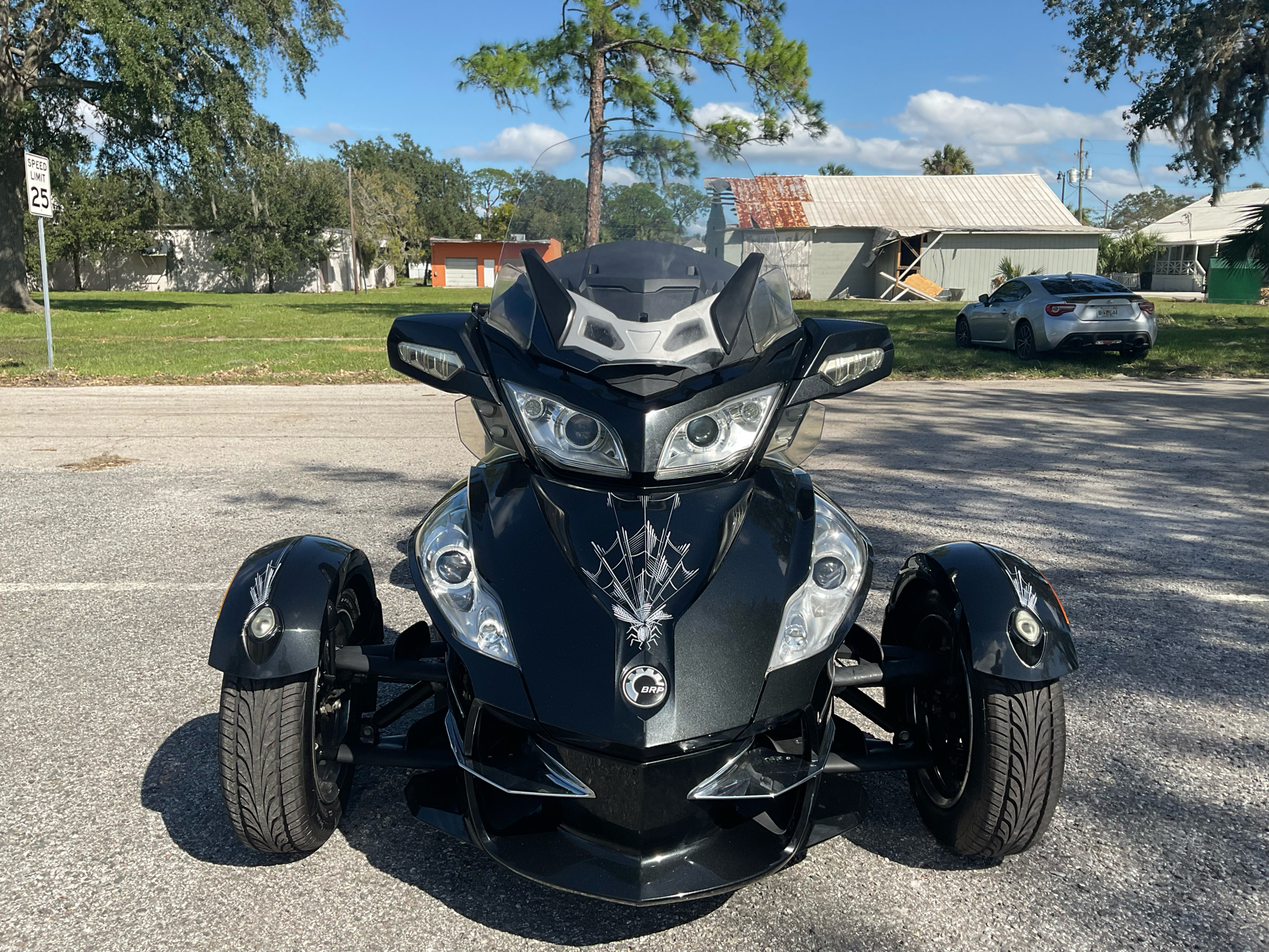 2010 Can-Am Spyder™ RT-S SE5 in Sanford, Florida - Photo 4