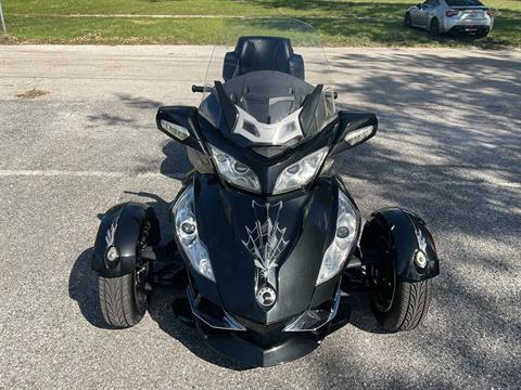 2010 Can-Am Spyder™ RT-S SE5 in Sanford, Florida - Photo 18