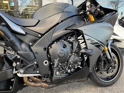 2014 Yamaha YZF-R1 in Sanford, Florida - Photo 19