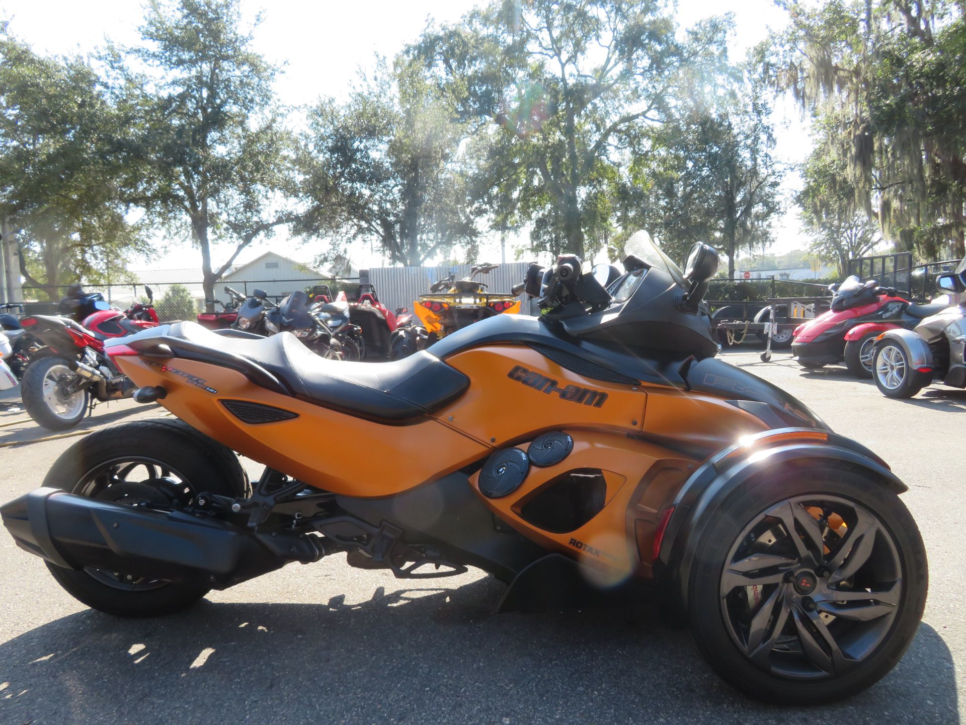 2013 Can-Am Spyder® RS-S SE5 in Sanford, Florida - Photo 8