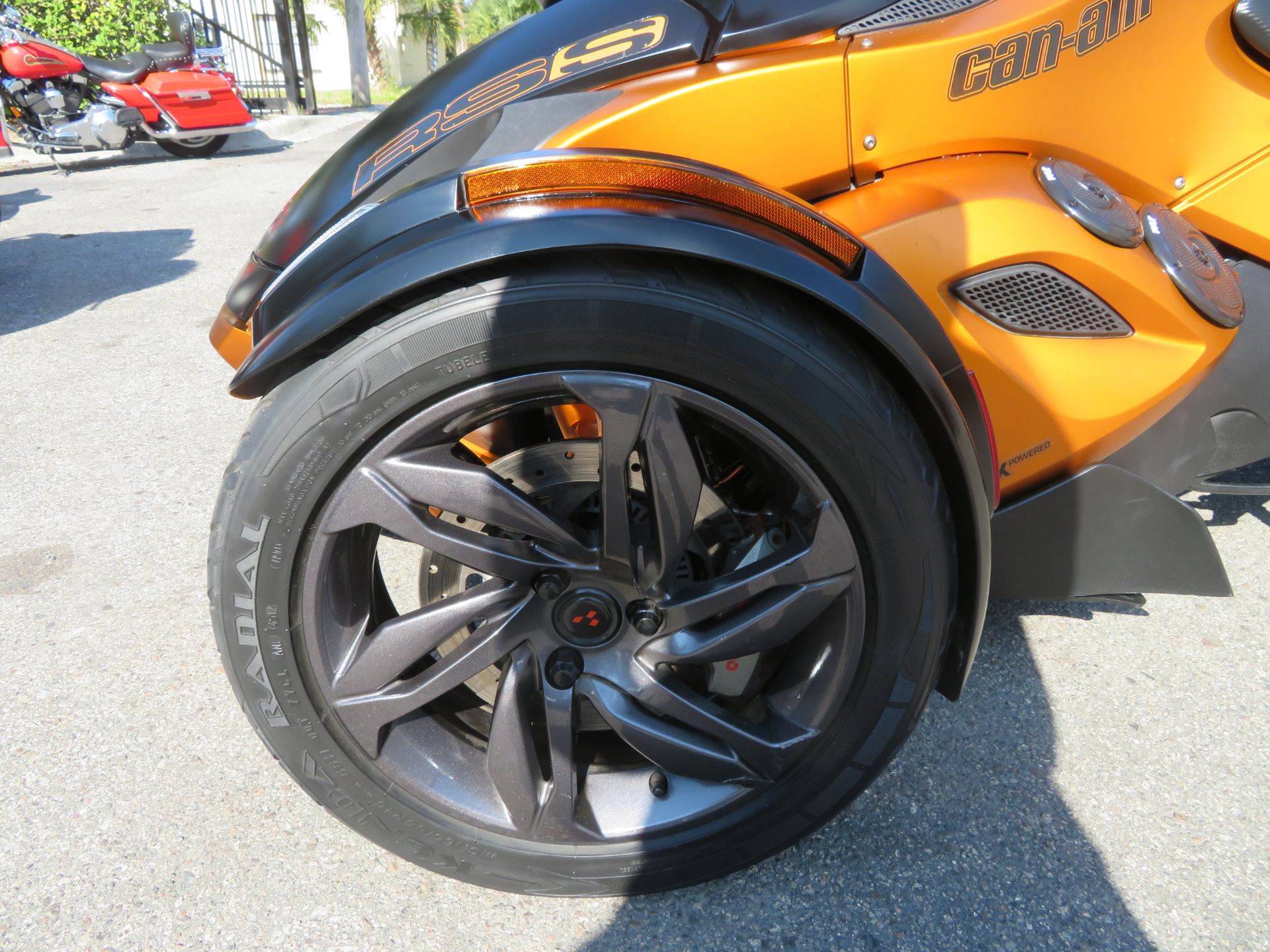 2013 Can-Am Spyder® RS-S SE5 in Sanford, Florida - Photo 15