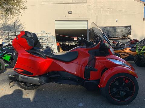 2012 Can-Am Spyder® RT-S SE5 in Sanford, Florida - Photo 7
