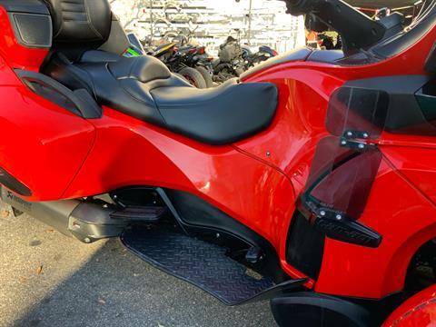 2012 Can-Am Spyder® RT-S SE5 in Sanford, Florida - Photo 20