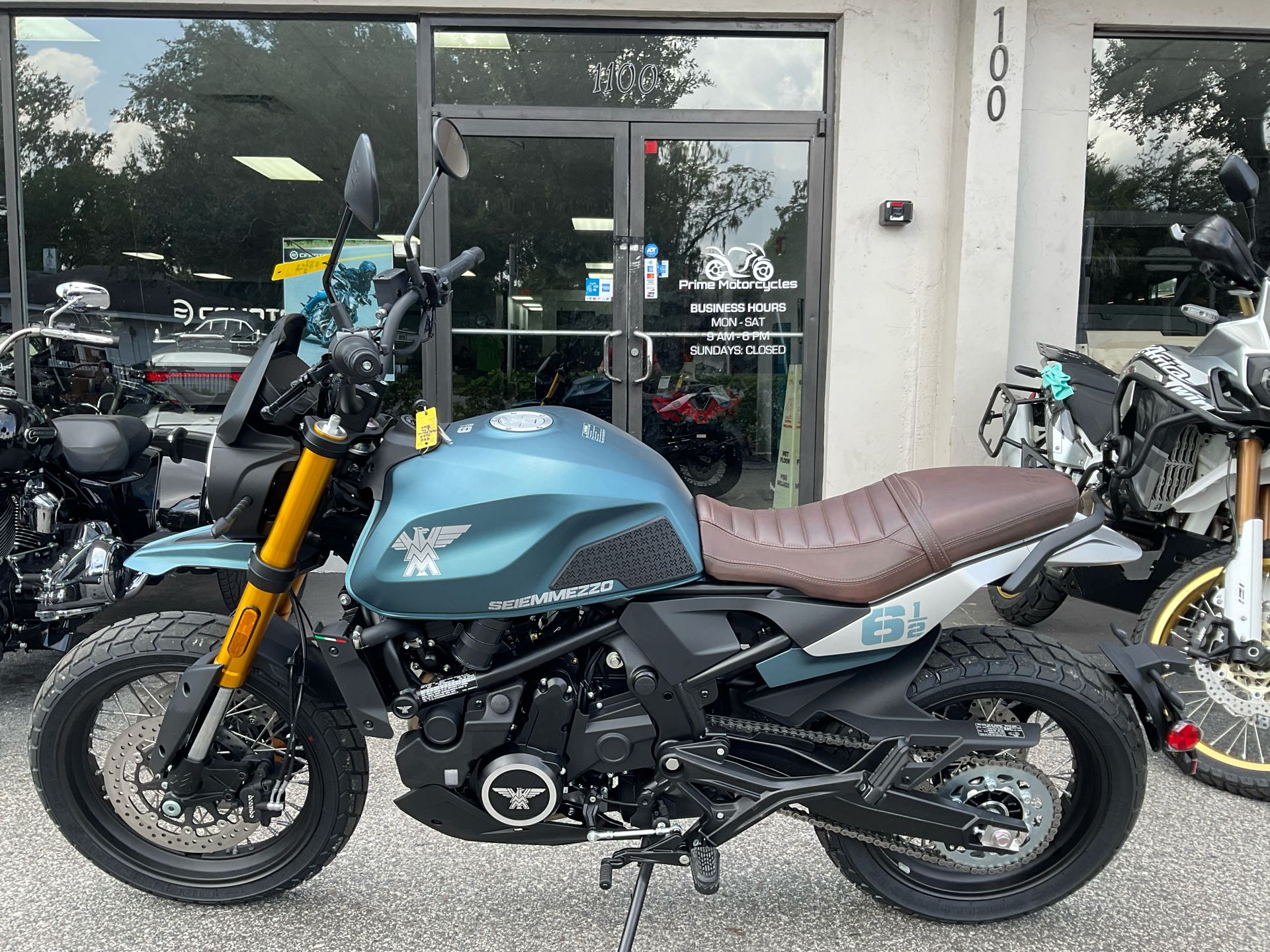 2023 Moto Morini SEIEMMEZZO SCR in Sanford, Florida - Photo 1