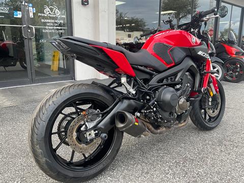 2018 Yamaha MT-09 in Sanford, Florida - Photo 8