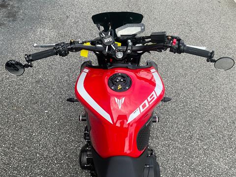 2018 Yamaha MT-09 in Sanford, Florida - Photo 23