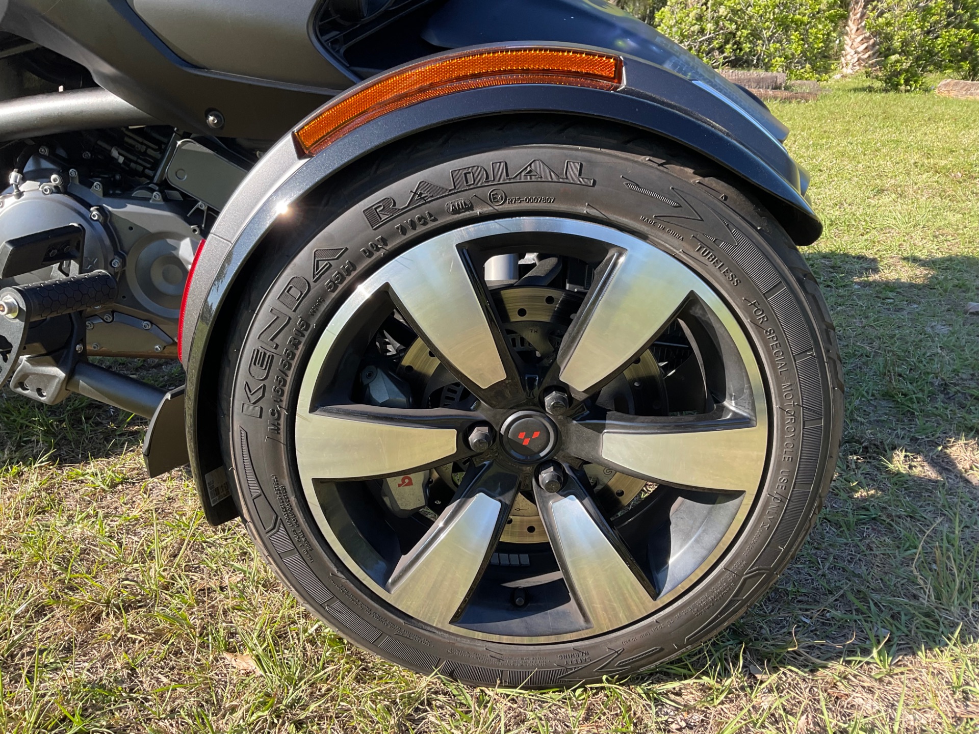 2018 Can-Am Spyder F3 in Sanford, Florida - Photo 20