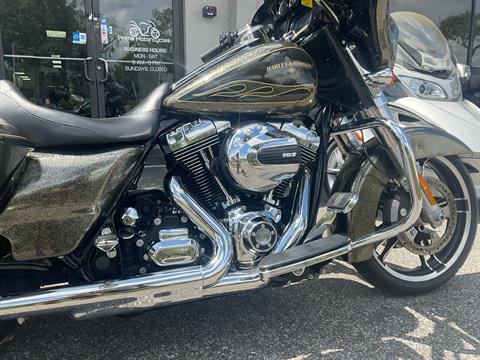 2016 Harley-Davidson Street Glide® Special in Sanford, Florida - Photo 19