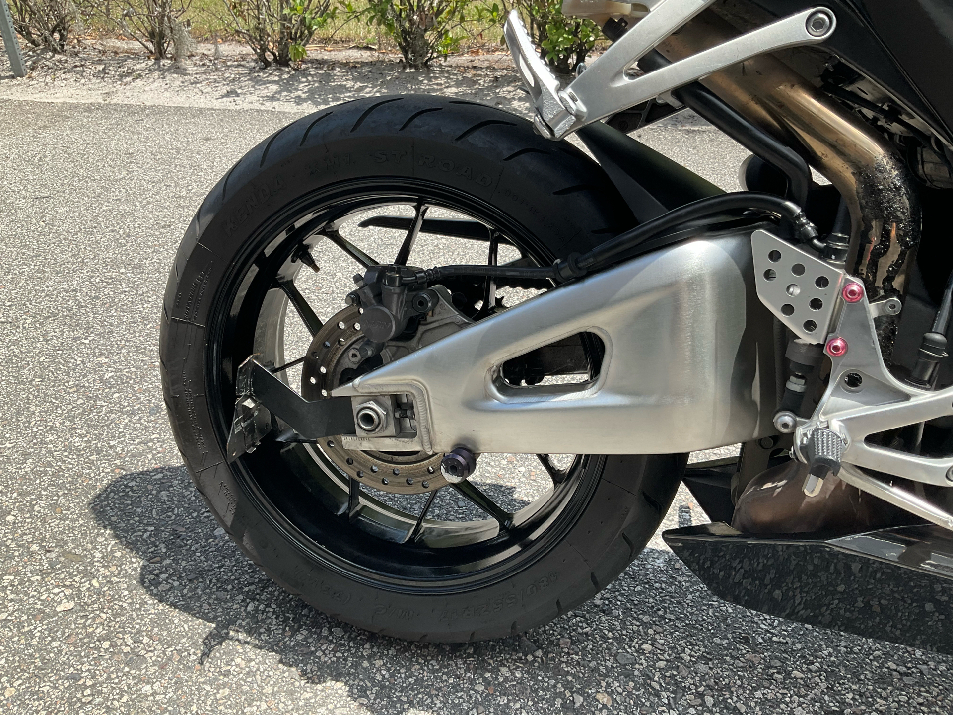 2015 Honda CBR®600RR in Sanford, Florida - Photo 11