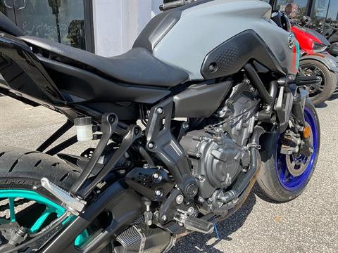 2022 Yamaha MT-07 in Sanford, Florida - Photo 19