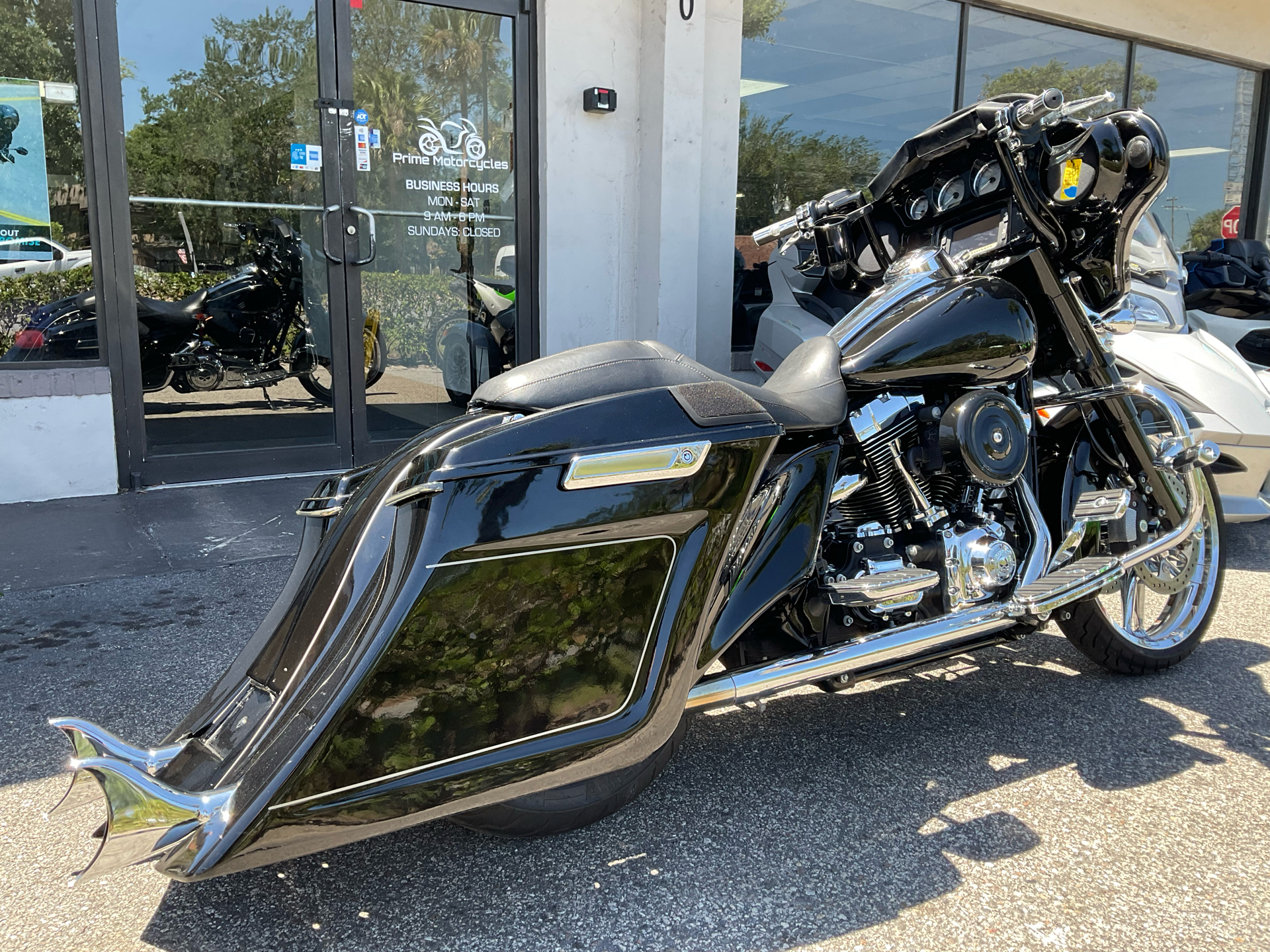 2016 Harley-Davidson Street Glide® Special in Sanford, Florida - Photo 8