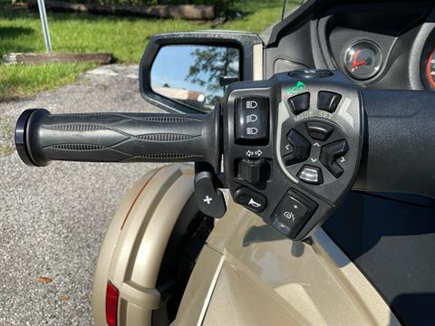 2017 Can-Am Spyder RT-S in Sanford, Florida - Photo 32