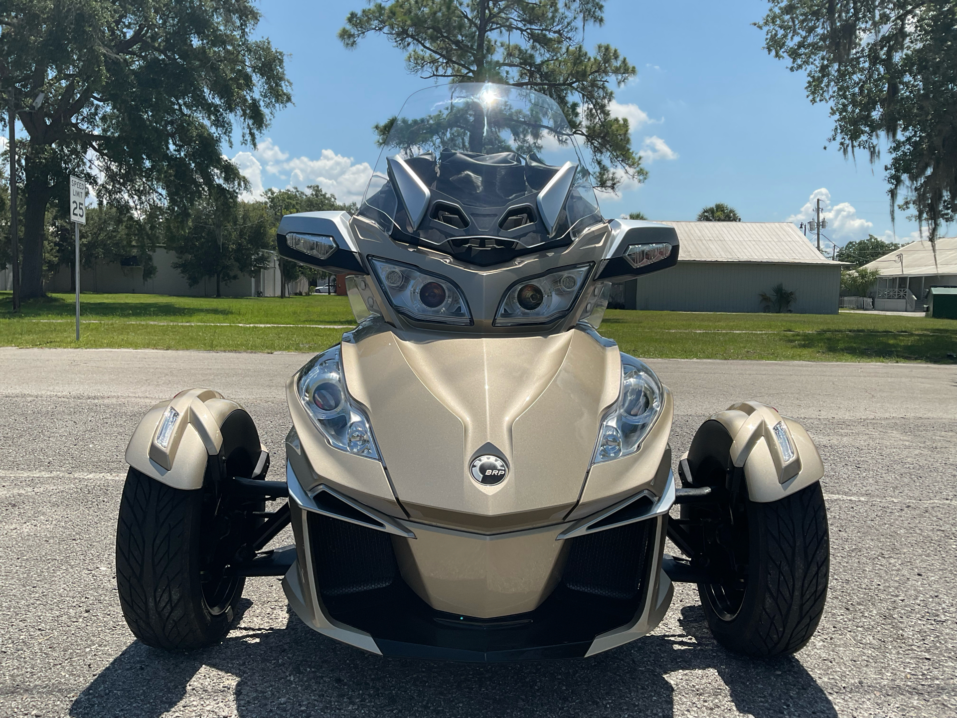 2017 Can-Am Spyder RT-S in Sanford, Florida - Photo 4