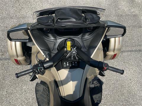 2017 Can-Am Spyder RT-S in Sanford, Florida - Photo 26