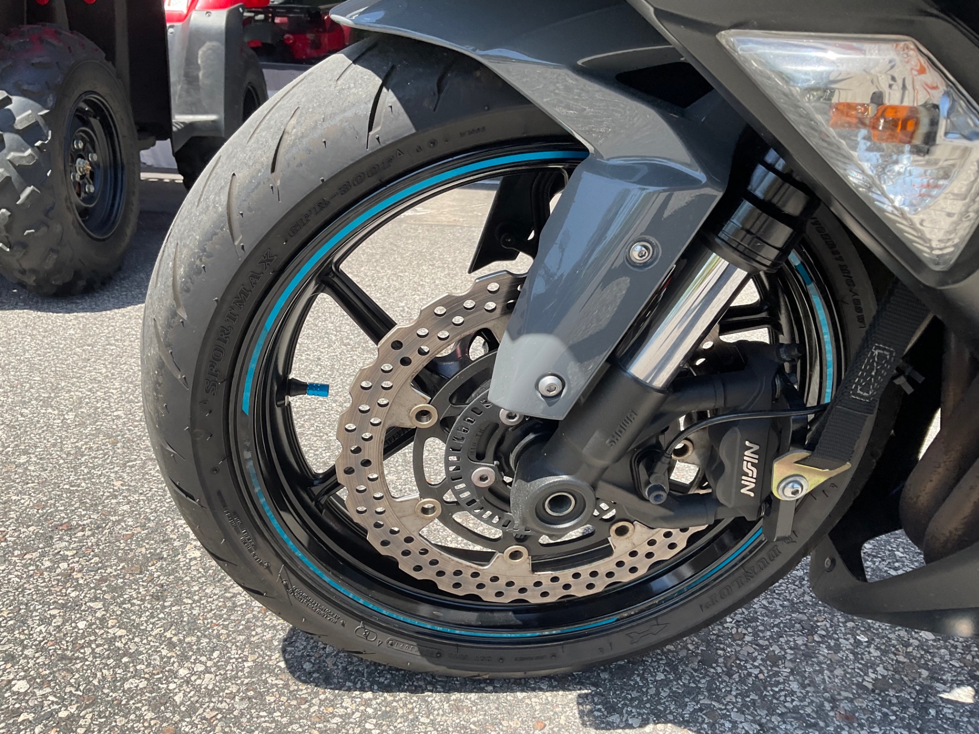 2019 Kawasaki Ninja ZX-6R ABS in Sanford, Florida - Photo 14