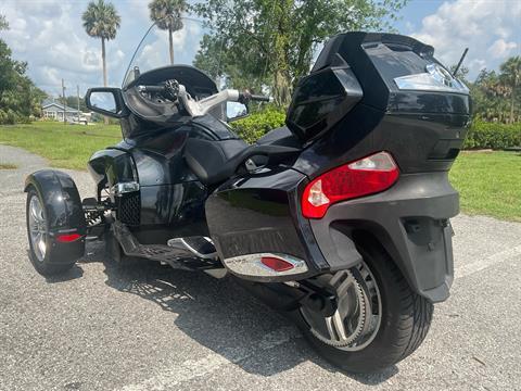 2011 Can-Am Spyder® RT-S SE5 in Sanford, Florida - Photo 8