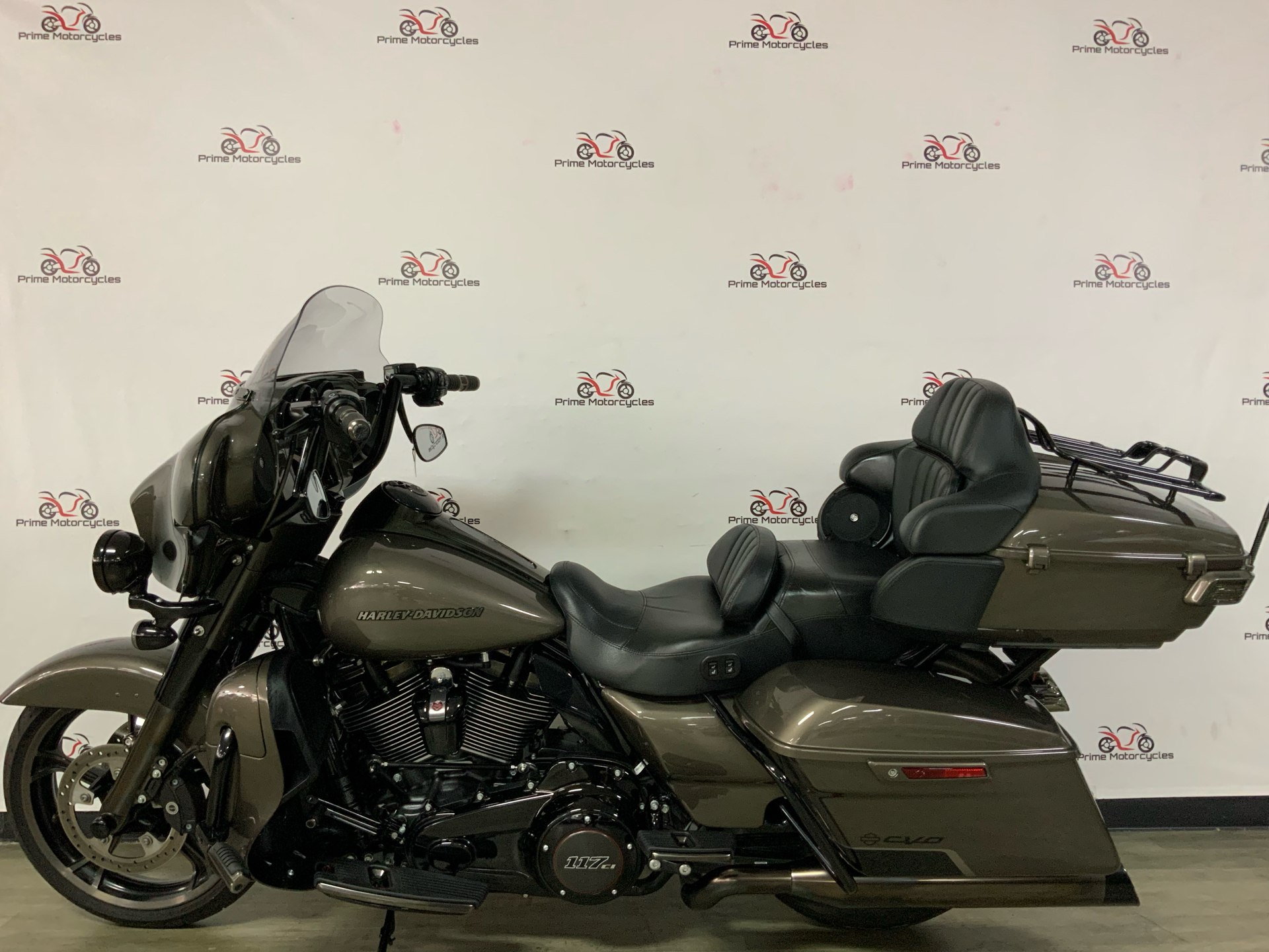 2021 Harley-Davidson CVO™ Limited in Sanford, Florida - Photo 1