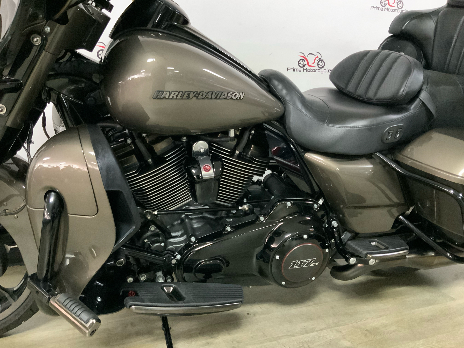 2021 Harley-Davidson CVO™ Limited in Sanford, Florida - Photo 14