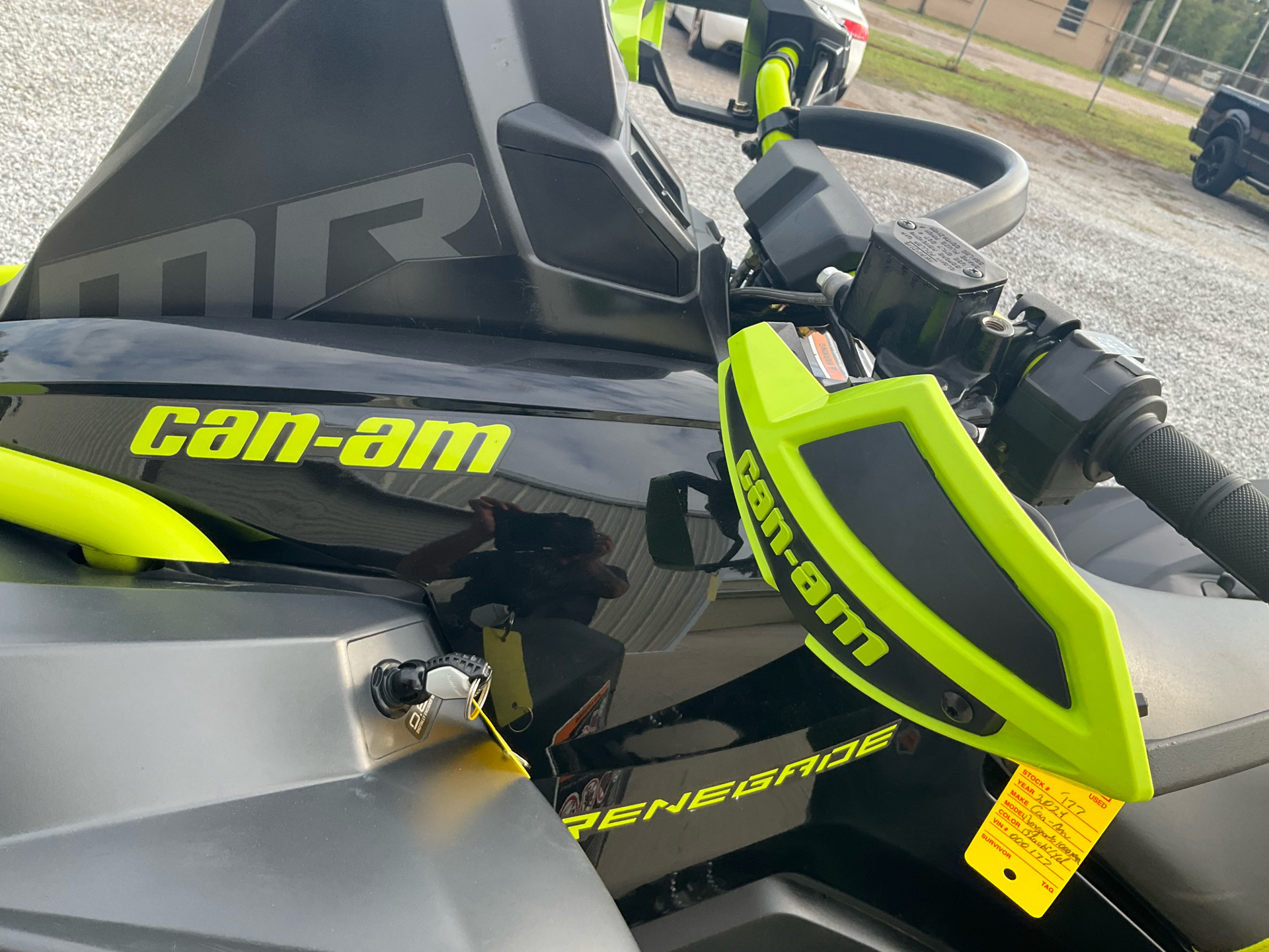2021 Can-Am Renegade X MR 1000R with Visco-4Lok in Sanford, Florida - Photo 22
