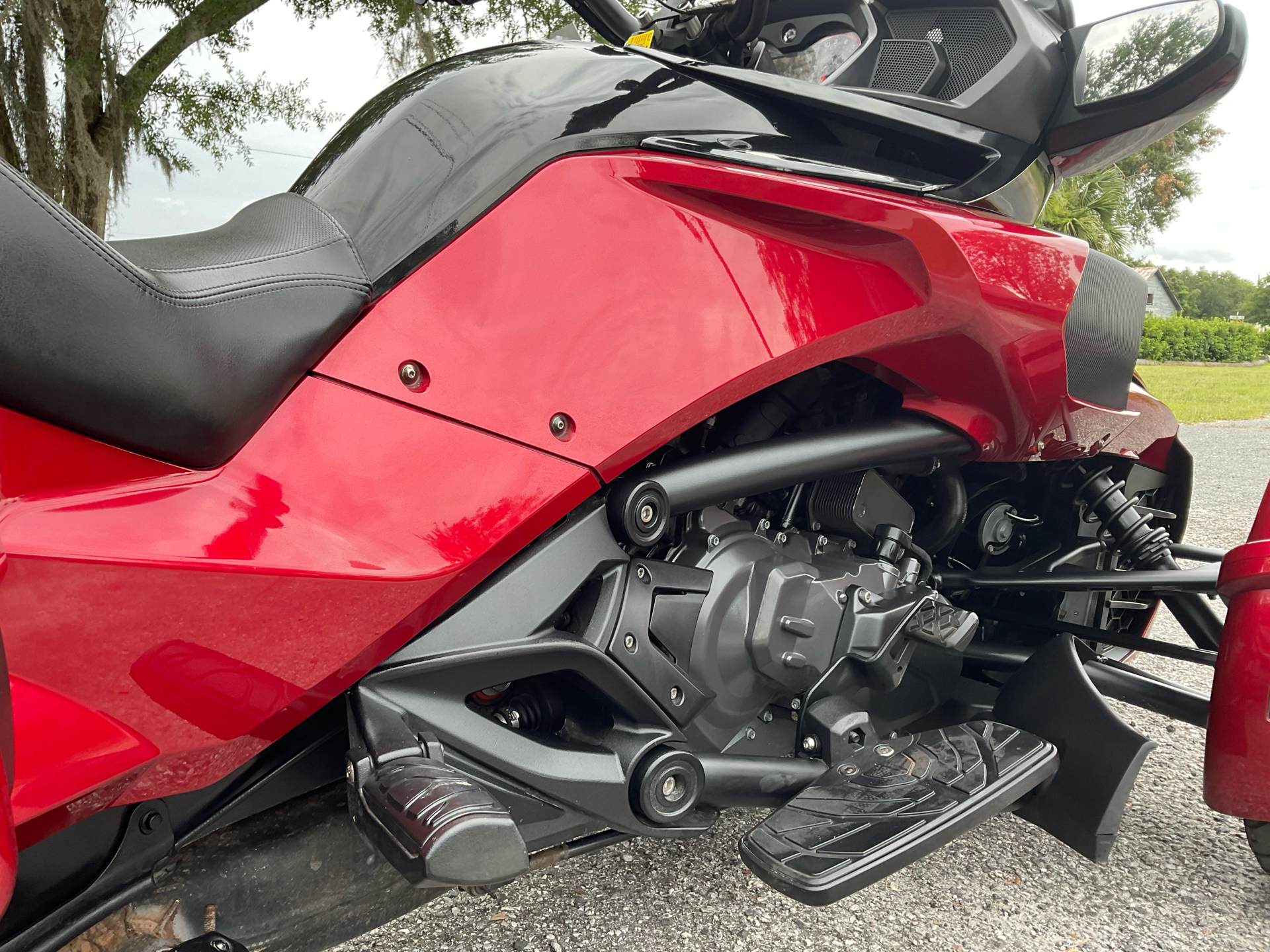 2017 Can-Am Spyder F3 Limited in Sanford, Florida - Photo 12
