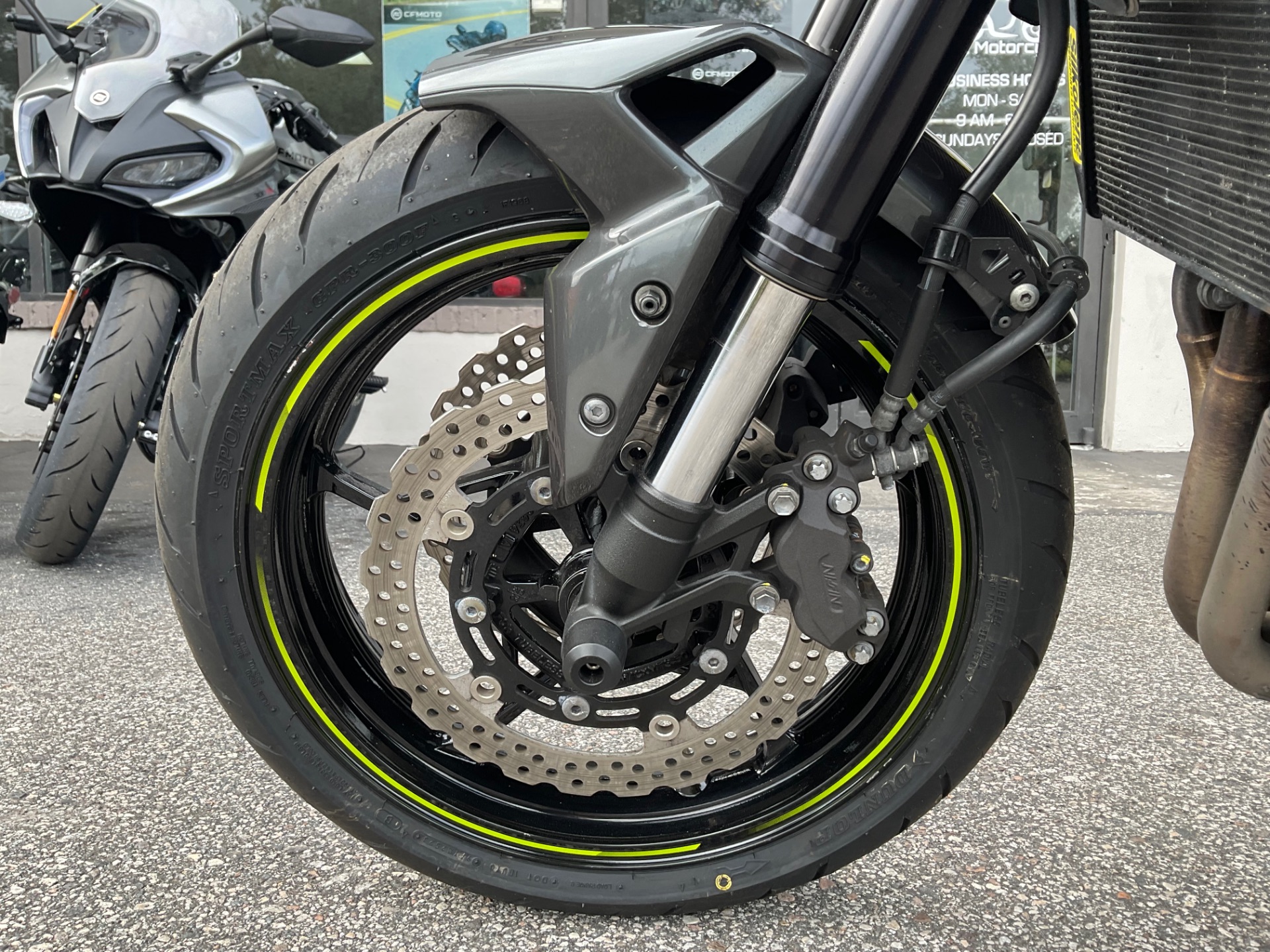 2017 Kawasaki Z900 in Sanford, Florida - Photo 14