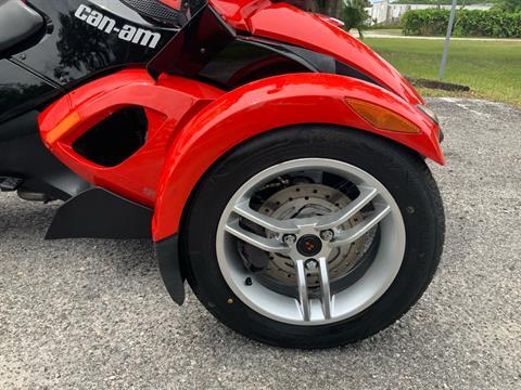 2010 Can-Am Spyder™ RS SE5 in Sanford, Florida - Photo 14