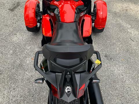 2010 Can-Am Spyder™ RS SE5 in Sanford, Florida - Photo 23