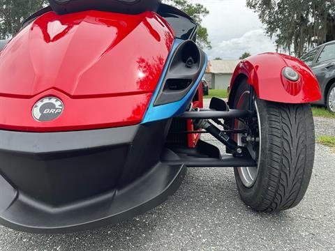 2010 Can-Am Spyder™ RS SE5 in Sanford, Florida - Photo 16