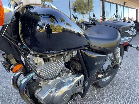 2008 Suzuki GZ250 in Sanford, Florida - Photo 13