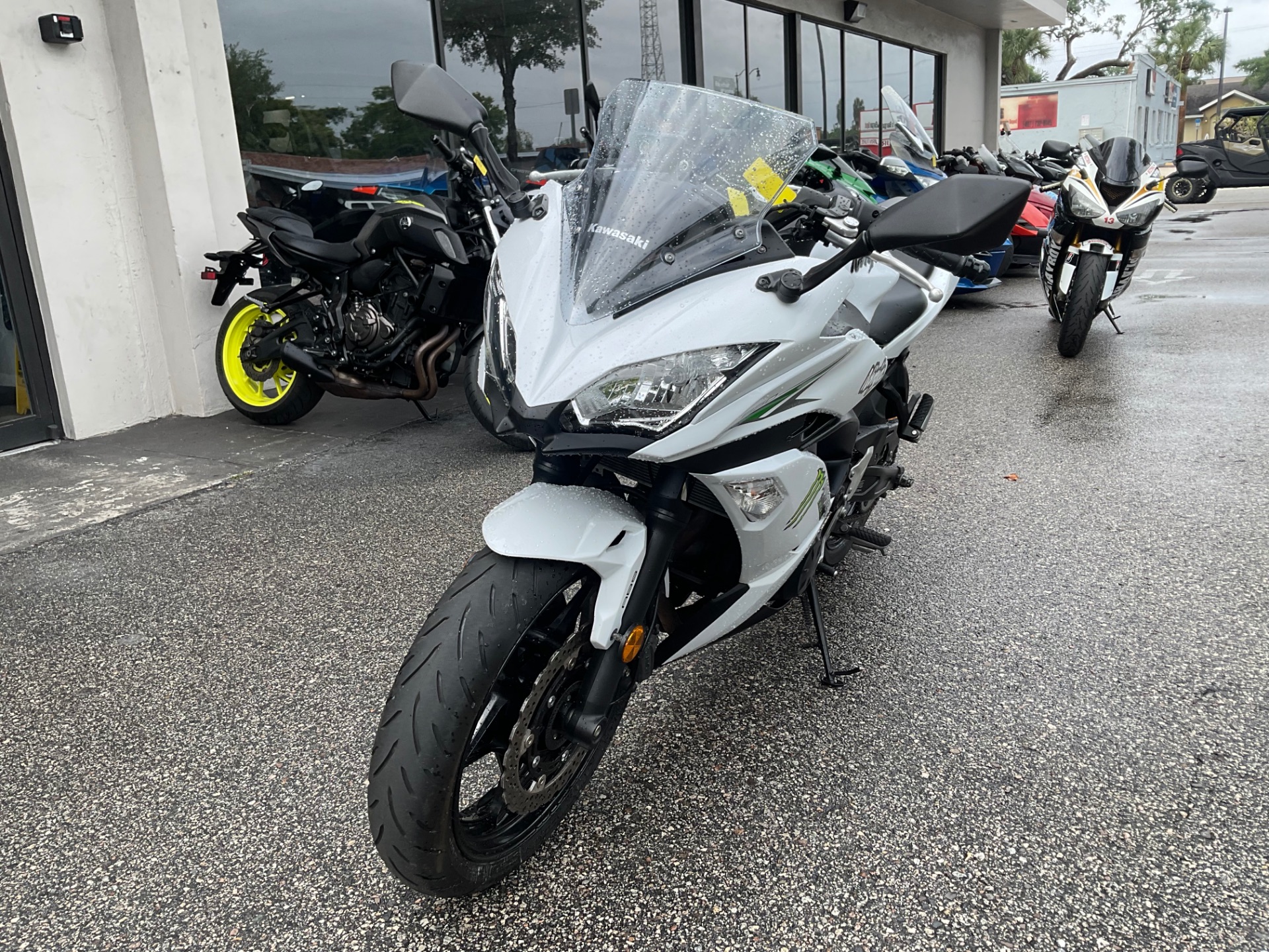 2017 Kawasaki Ninja 650 ABS in Sanford, Florida - Photo 3