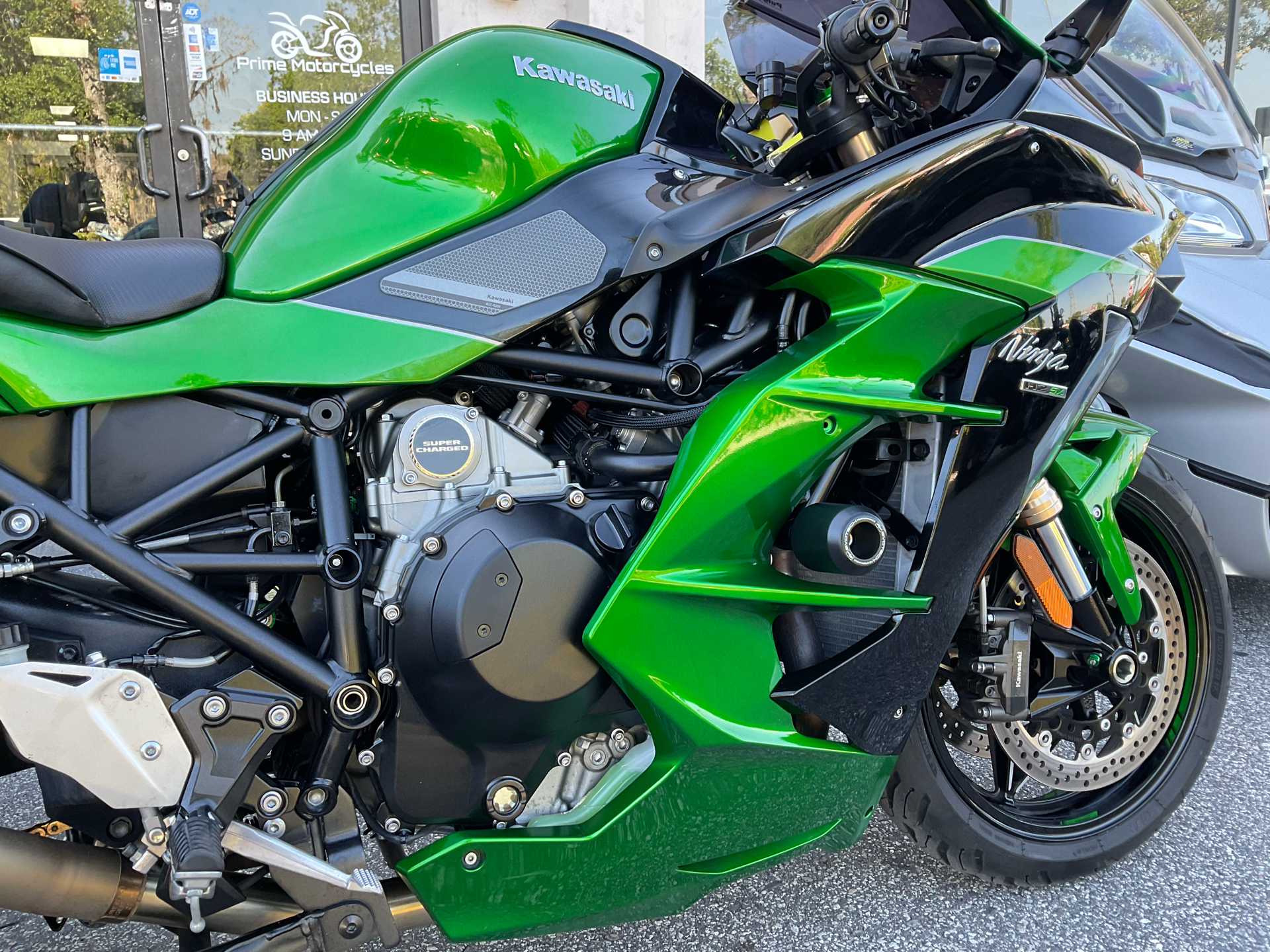 2018 Kawasaki Ninja H2 SX SE in Sanford, Florida - Photo 19