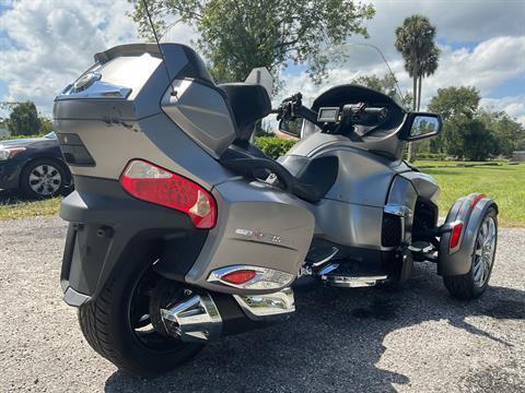 2014 Can-Am Spyder® RT Limited in Sanford, Florida - Photo 10