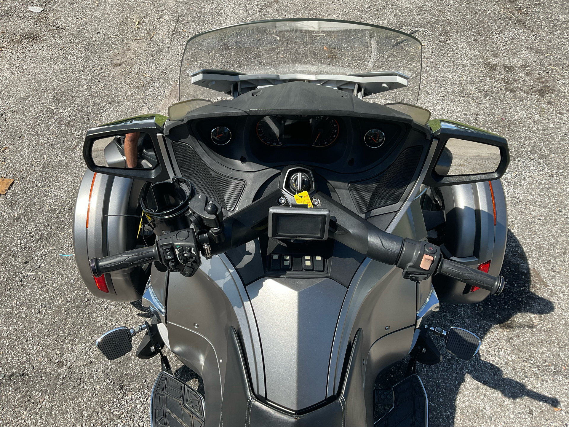 2014 Can-Am Spyder® RT Limited in Sanford, Florida - Photo 30