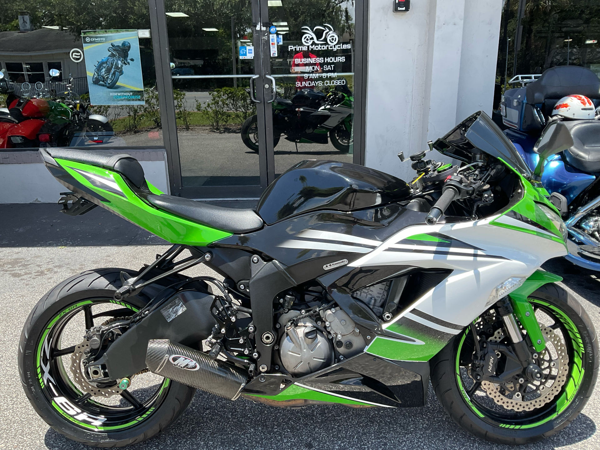2015 Kawasaki Ninja® ZX™-6R 30th Anniversary in Sanford, Florida - Photo 7