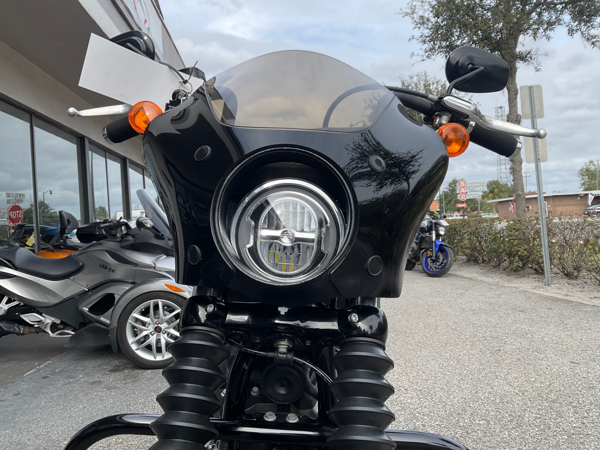 2018 Harley-Davidson Street Bob® 107 in Sanford, Florida - Photo 16