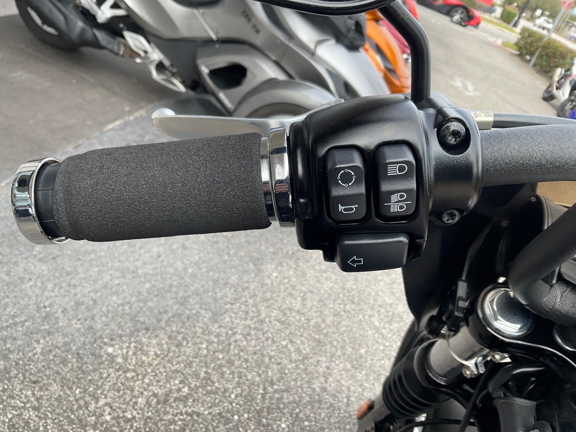 2018 Harley-Davidson Street Bob® 107 in Sanford, Florida - Photo 24