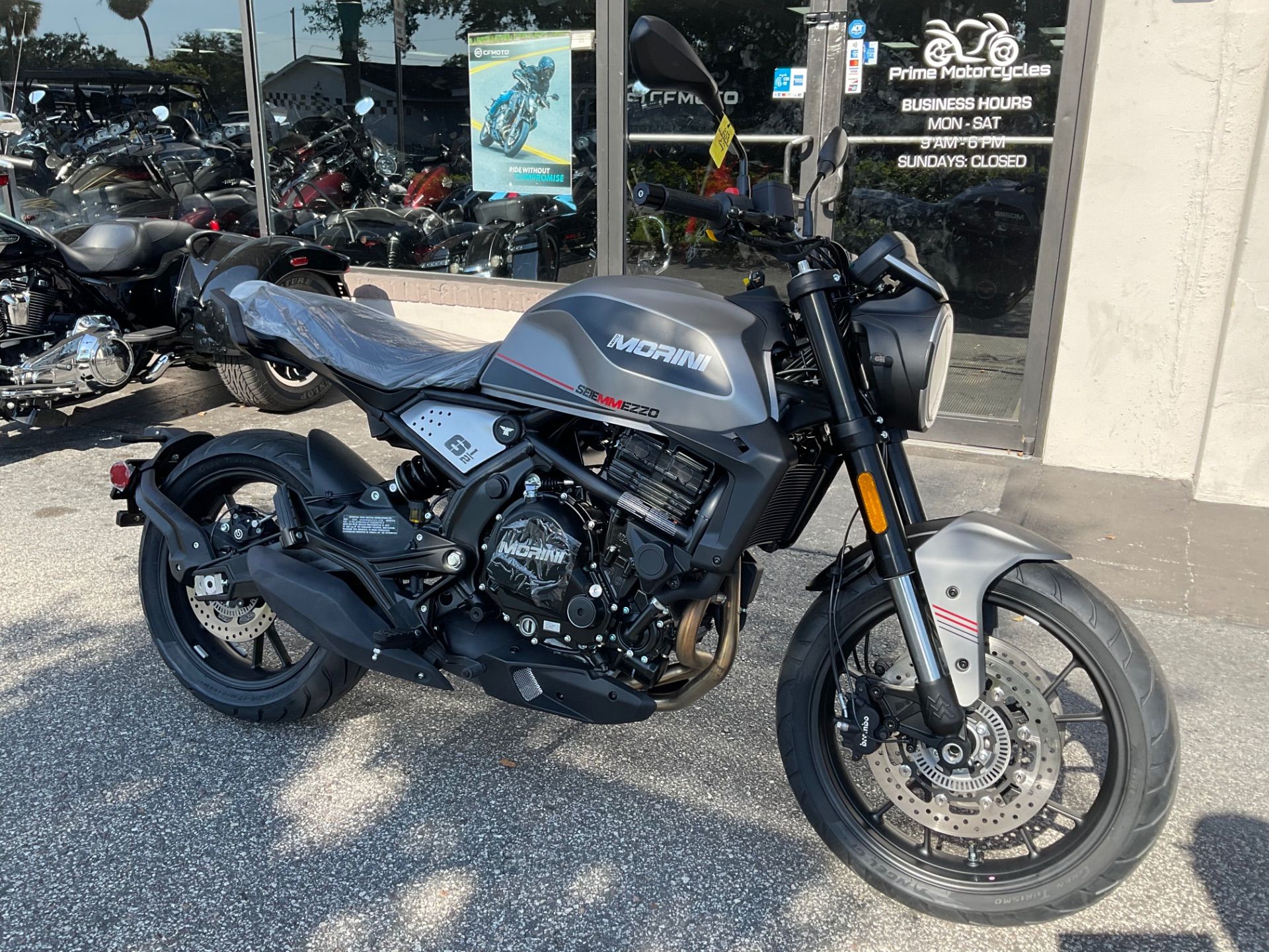 2023 Moto Morini SEIEMMEZZO STR in Sanford, Florida - Photo 5