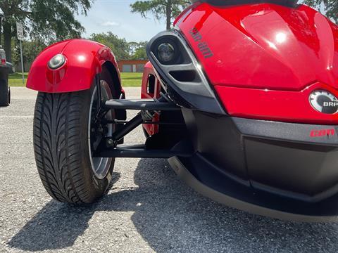 2009 Can-Am Spyder™ GS Roadster with SM5 Transmission (manual) in Sanford, Florida - Photo 15