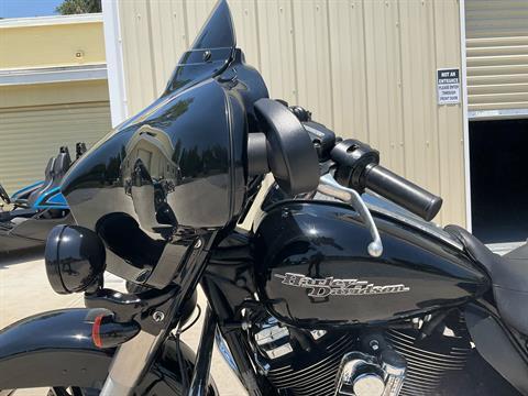 2017 Harley-Davidson Street Glide® Special in Sanford, Florida - Photo 4