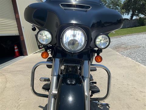 2017 Harley-Davidson Street Glide® Special in Sanford, Florida - Photo 25