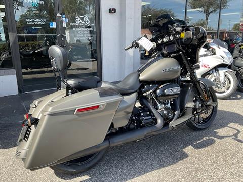 2019 Harley-Davidson Street Glide® Special in Sanford, Florida - Photo 8