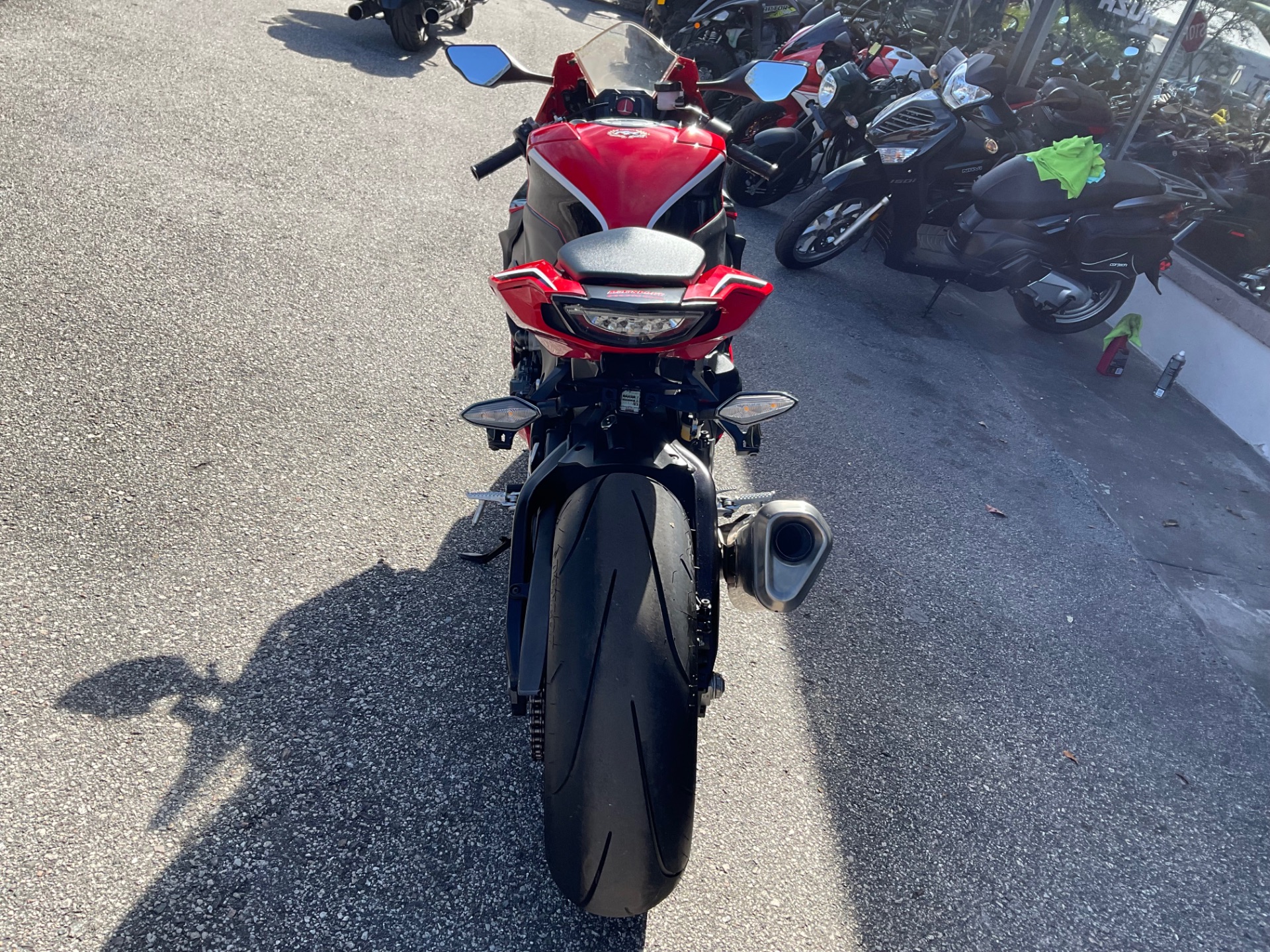 2017 Honda CBR1000RR in Sanford, Florida - Photo 9